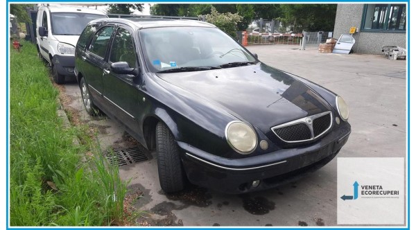 LANCIA LYBRA  del 2001 parti usate e ricambi - Tipo Motore 182A4000