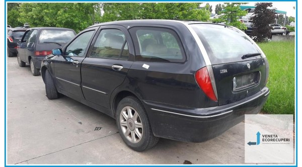 LANCIA LYBRA  del 2001 parti usate e ricambi - Tipo Motore 182A4000