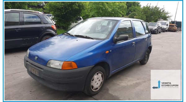 FIAT PUNTO 1a Serie  del 1997 parti usate e ricambi - Tipo Motore 176B2000
