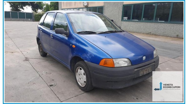 FIAT PUNTO 1a Serie  del 1997 parti usate e ricambi - Tipo Motore 176B2000