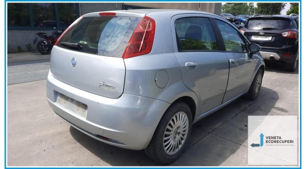 FIAT GRANDE PUNTO 2Y del 2007 parti usate e ricambi - Tipo Motore 199A3000