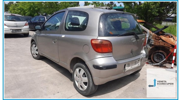 TOYOTA YARIS FRP del 2004 parti usate e ricambi - Tipo Motore 1SZFE