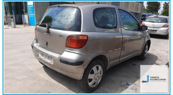 TOYOTA YARIS FRP del 2004 parti usate e ricambi - Tipo Motore 1SZFE