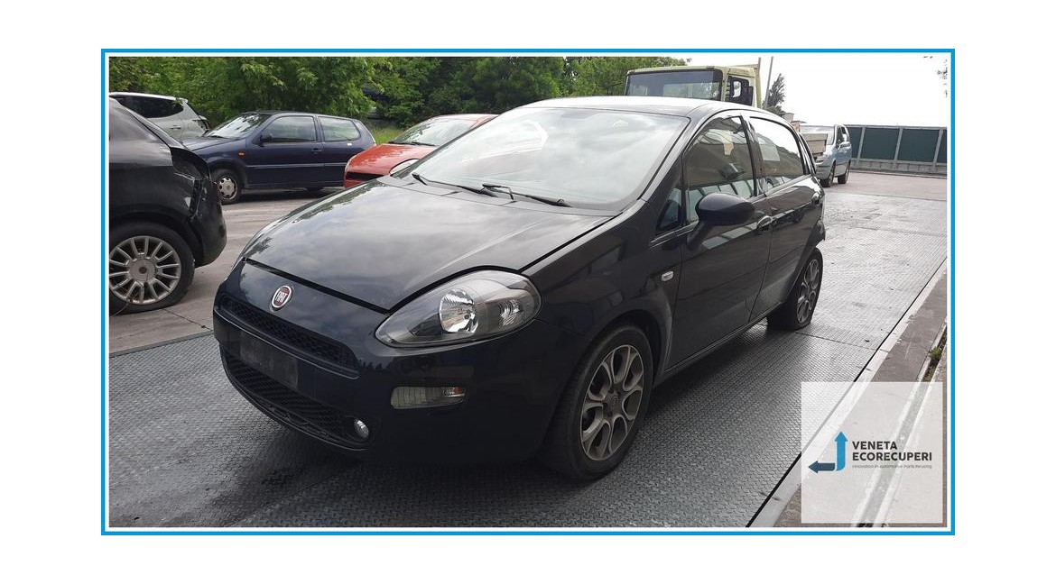 FIAT PUNTO 6U del 2013 parti usate e ricambi - Tipo Motore 199B4000