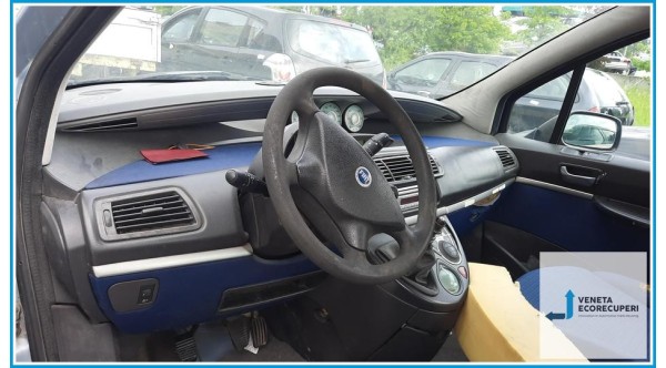 FIAT ULYSSE 2F del 2002 parti usate e ricambi - Tipo Motore RHW