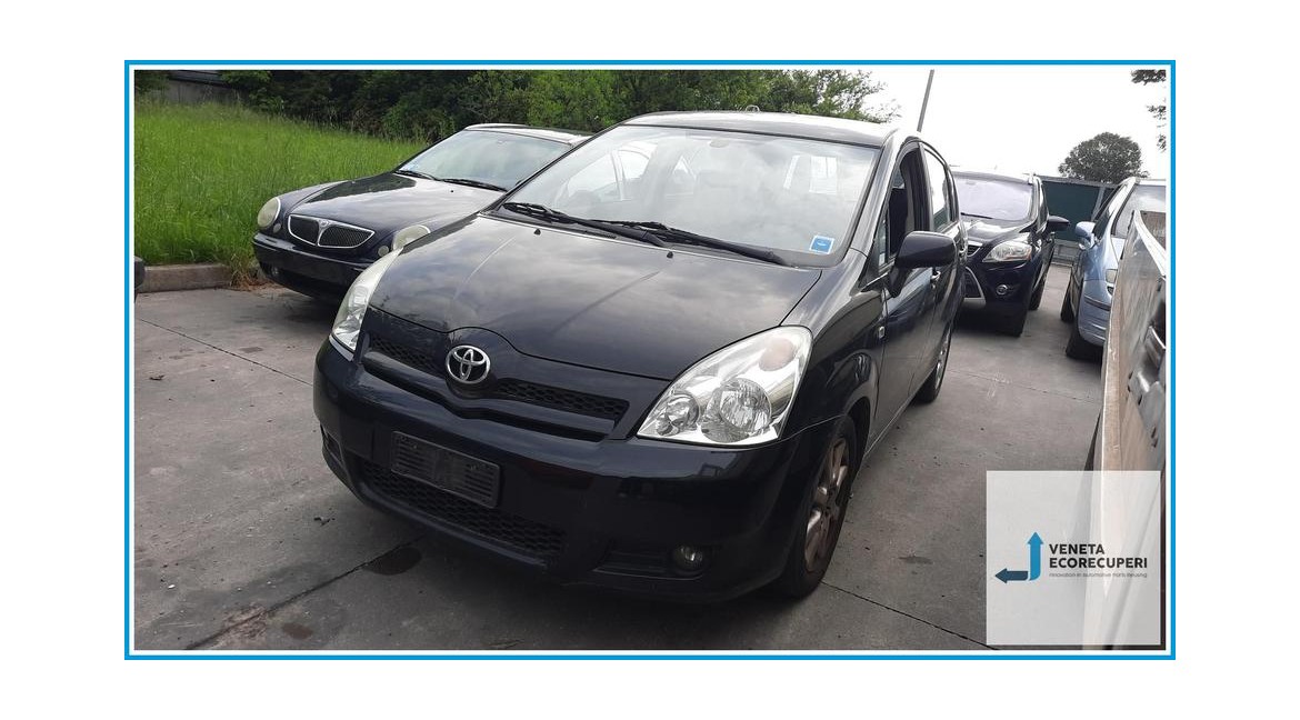 TOYOTA COROLLA VERSO  del 2006 parti usate e ricambi - Tipo Motore 2ADFTV