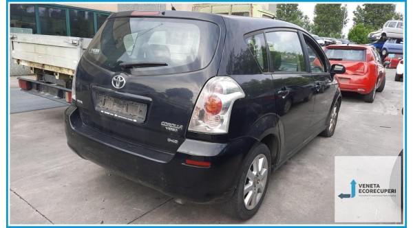 TOYOTA COROLLA VERSO  del 2006 parti usate e ricambi - Tipo Motore 2ADFTV