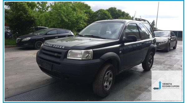LAND ROVER FREELANDER  del 2002 parti usate e ricambi - Tipo Motore 18K4F