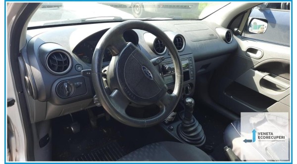 FORD FIESTA CBK del 2003 parti usate e ricambi - Tipo Motore FUJA
