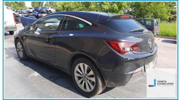 OPEL ASTRA P10 del 2012 parti usate e ricambi - Tipo Motore A17DTS