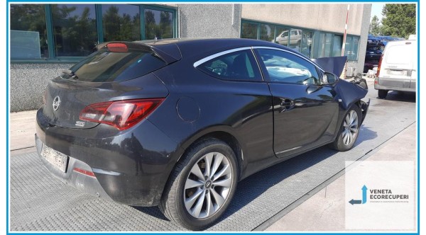 OPEL ASTRA P10 del 2012 parti usate e ricambi - Tipo Motore A17DTS