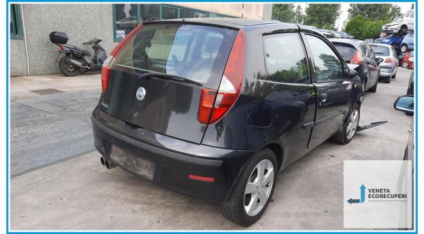 FIAT PUNTO 2U del 2005 parti usate e ricambi - Tipo Motore 188A4000