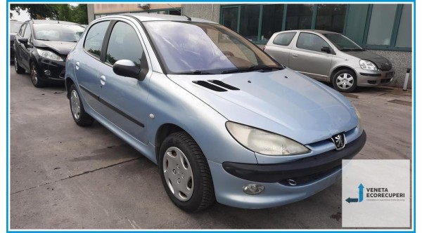 PEUGEOT 206  del 2003 parti usate e ricambi - Tipo Motore HFX
