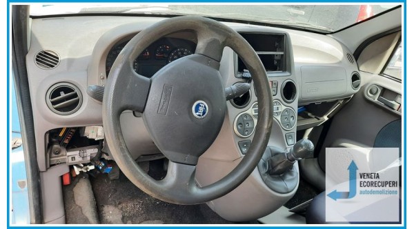 FIAT PANDA 2Q del 2004 parti usate e ricambi