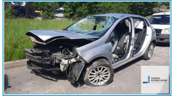 FIAT BRAVO 3L del 2009 parti usate e ricambi - Tipo Motore 198A2000