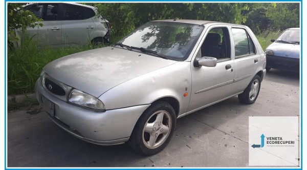 FORD FIESTA DX del 1998 parti usate e ricambi - Tipo Motore DHA