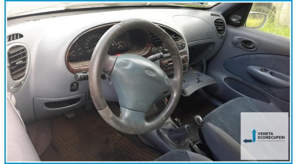 FORD FIESTA DX del 1998 parti usate e ricambi - Tipo Motore DHA