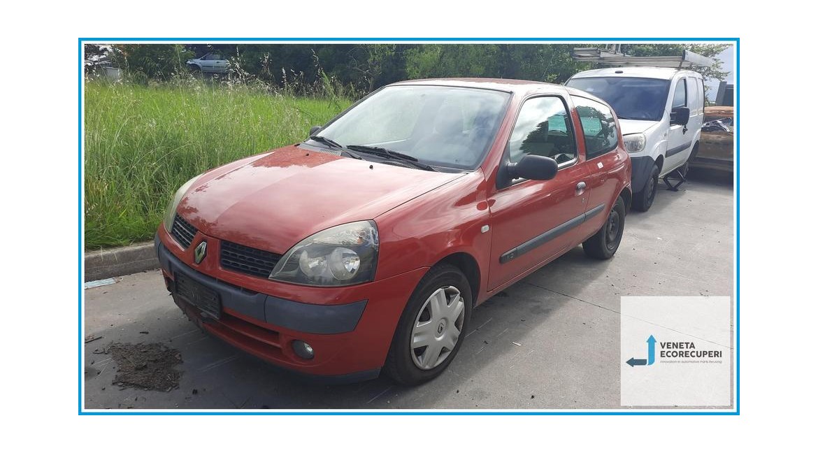 RENAULT CLIO 2a Serie  del 2003 parti usate e ricambi - Tipo Motore D7FG7