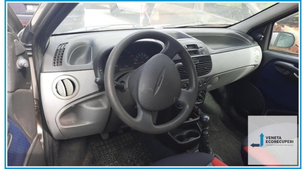 FIAT PUNTO 1N/1P del 2003 parti usate e ricambi - Tipo Motore 188A4000