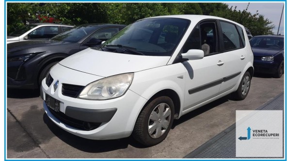 RENAULT SCENIC 2a Serie  del 2007 parti usate e ricambi - Tipo Motore K4M87