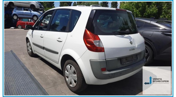 RENAULT SCENIC 2a Serie  del 2007 parti usate e ricambi - Tipo Motore K4M87