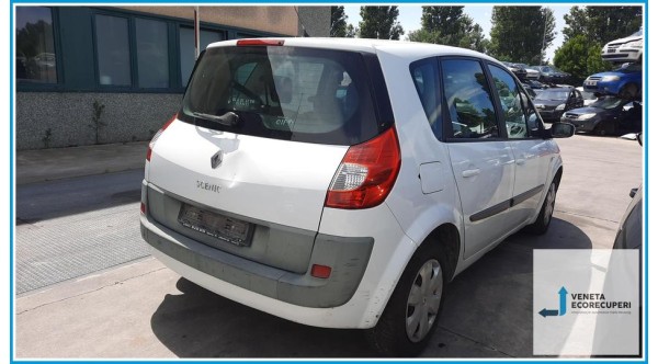 RENAULT SCENIC 2a Serie  del 2007 parti usate e ricambi - Tipo Motore K4M87