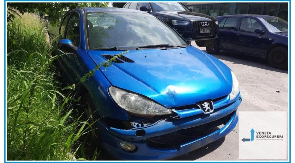PEUGEOT 206  del 2006 parti usate e ricambi - Tipo Motore 8HZ