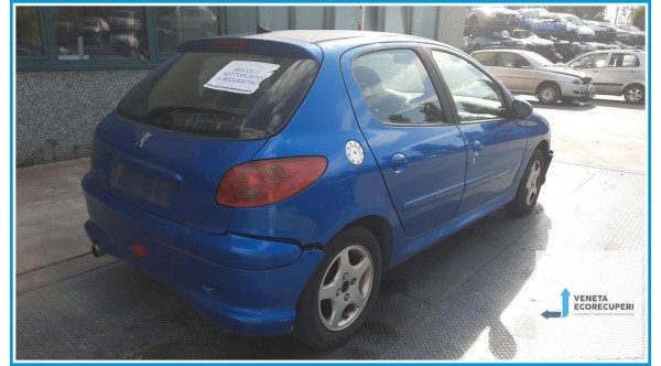 PEUGEOT 206  del 2006 parti usate e ricambi - Tipo Motore 8HZ