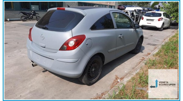 OPEL CORSA S07 del 2007 parti usate e ricambi - Tipo Motore Z12XEP