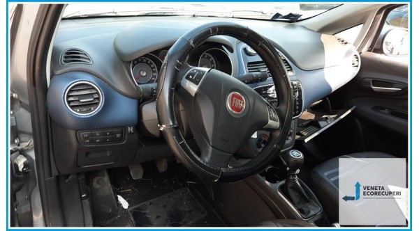 FIAT PUNTO EVO 3J del 2010 parti usate e ricambi - Tipo Motore 350A1000