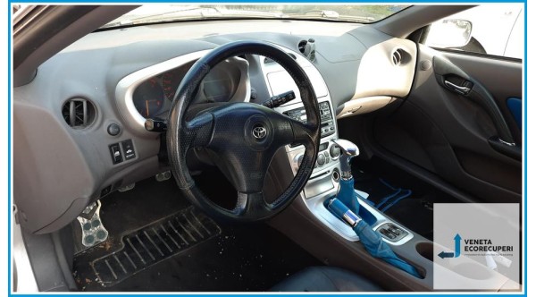 TOYOTA CELICA  del 2000 parti usate e ricambi - Tipo Motore 1ZZFE