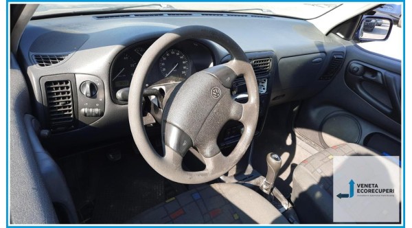 VOLKSWAGEN POLO 3a Serie  del 1999 parti usate e ricambi - Tipo Motore APQ