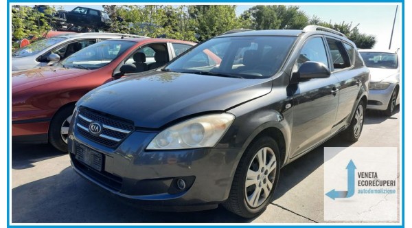 KIA CEE'D  del 2008 parti usate e ricambi