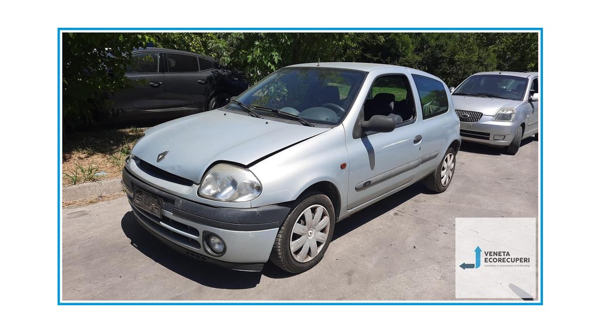 RENAULT CLIO 2a Serie  del 2000 parti usate e ricambi - Tipo Motore D7FD7