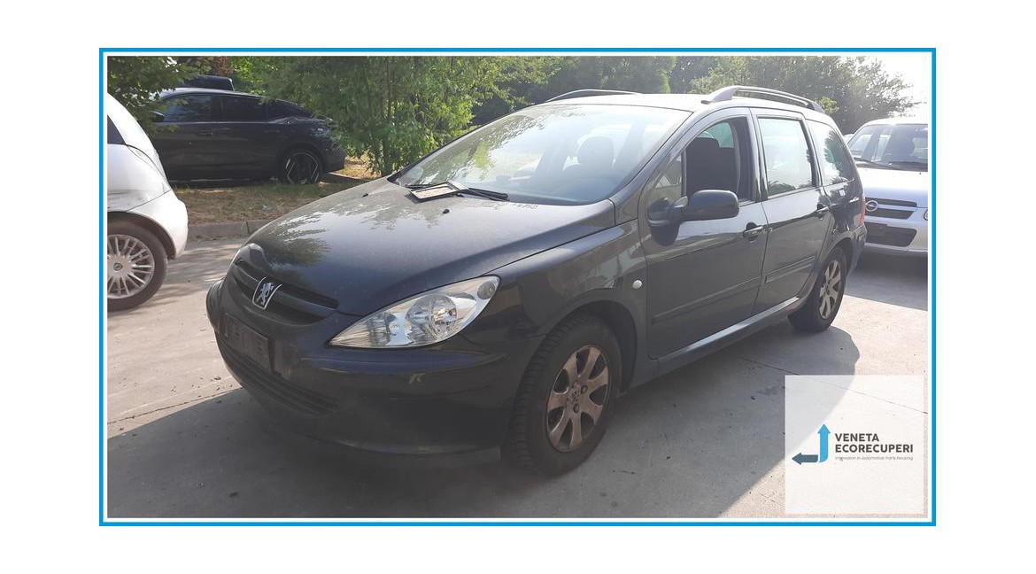 PEUGEOT 307  del 2004 parti usate e ricambi - Tipo Motore RHY