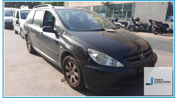 PEUGEOT 307  del 2004 parti usate e ricambi - Tipo Motore RHY