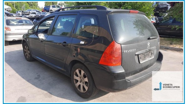 PEUGEOT 307  del 2004 parti usate e ricambi - Tipo Motore RHY