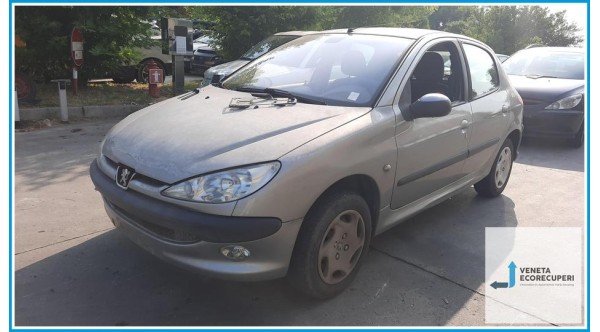 PEUGEOT 206  del 2003 parti usate e ricambi - Tipo Motore KFW
