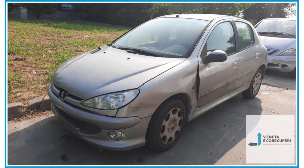 PEUGEOT 206  del 2005 parti usate e ricambi - Tipo Motore HFX