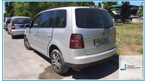 VOLKSWAGEN TOURAN 1T del 2007 parti usate e ricambi - Tipo Motore BSX