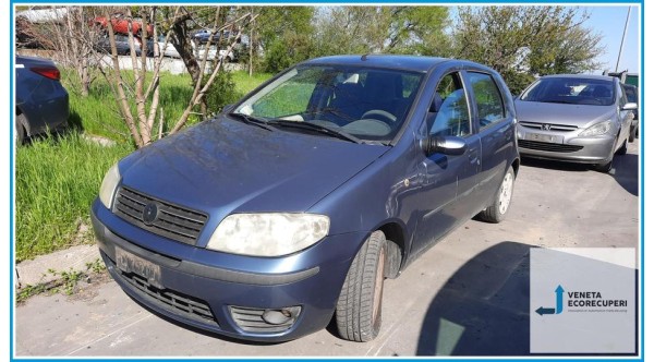 FIAT PUNTO 2U del 2004 parti usate e ricambi - Tipo Motore 188A4000