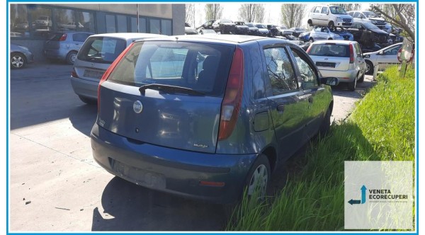 FIAT PUNTO 2U del 2004 parti usate e ricambi - Tipo Motore 188A4000