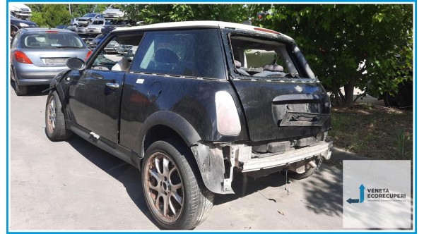 MINI MINI R50/R53 del 2004 parti usate e ricambi - Tipo Motore 1ND