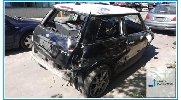 MINI MINI R50/R53 del 2004 parti usate e ricambi - Tipo Motore 1ND