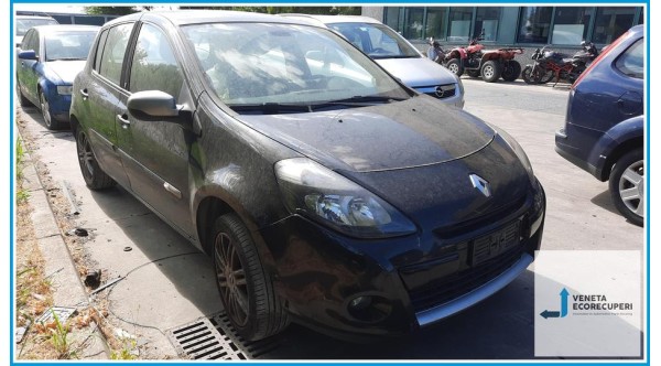 RENAULT CLIO 3a Serie  del 2011 parti usate e ricambi - Tipo Motore D4FH7