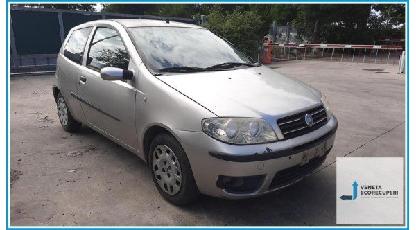 FIAT PUNTO 2U del 2005 parti usate e ricambi - Tipo Motore 188A9000