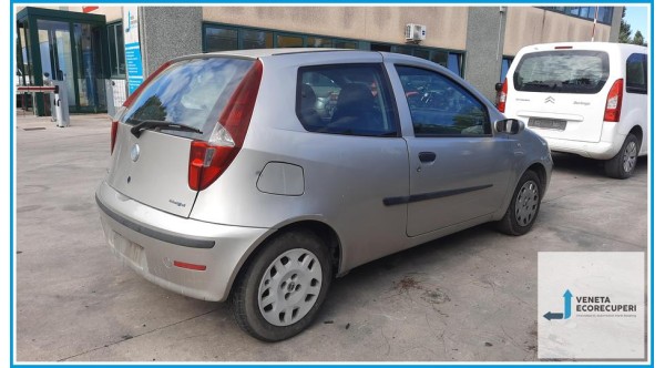 FIAT PUNTO 2U del 2005 parti usate e ricambi - Tipo Motore 188A9000