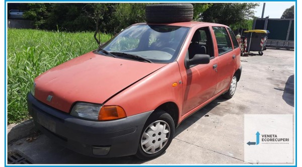 FIAT PUNTO 1a Serie  del 1997 parti usate e ricambi - Tipo Motore 176B2000