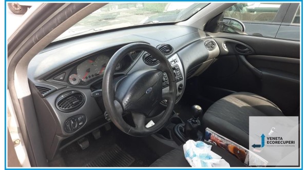 FORD FOCUS CAK del 2002 parti usate e ricambi - Tipo Motore F9DA