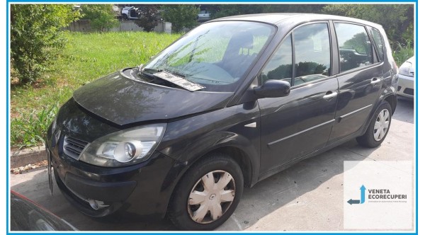 RENAULT SCENIC 2a Serie  del 2009 parti usate e ricambi - Tipo Motore K4M87